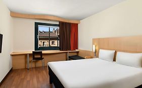 Hotel Ibis Heroes Square Budapest